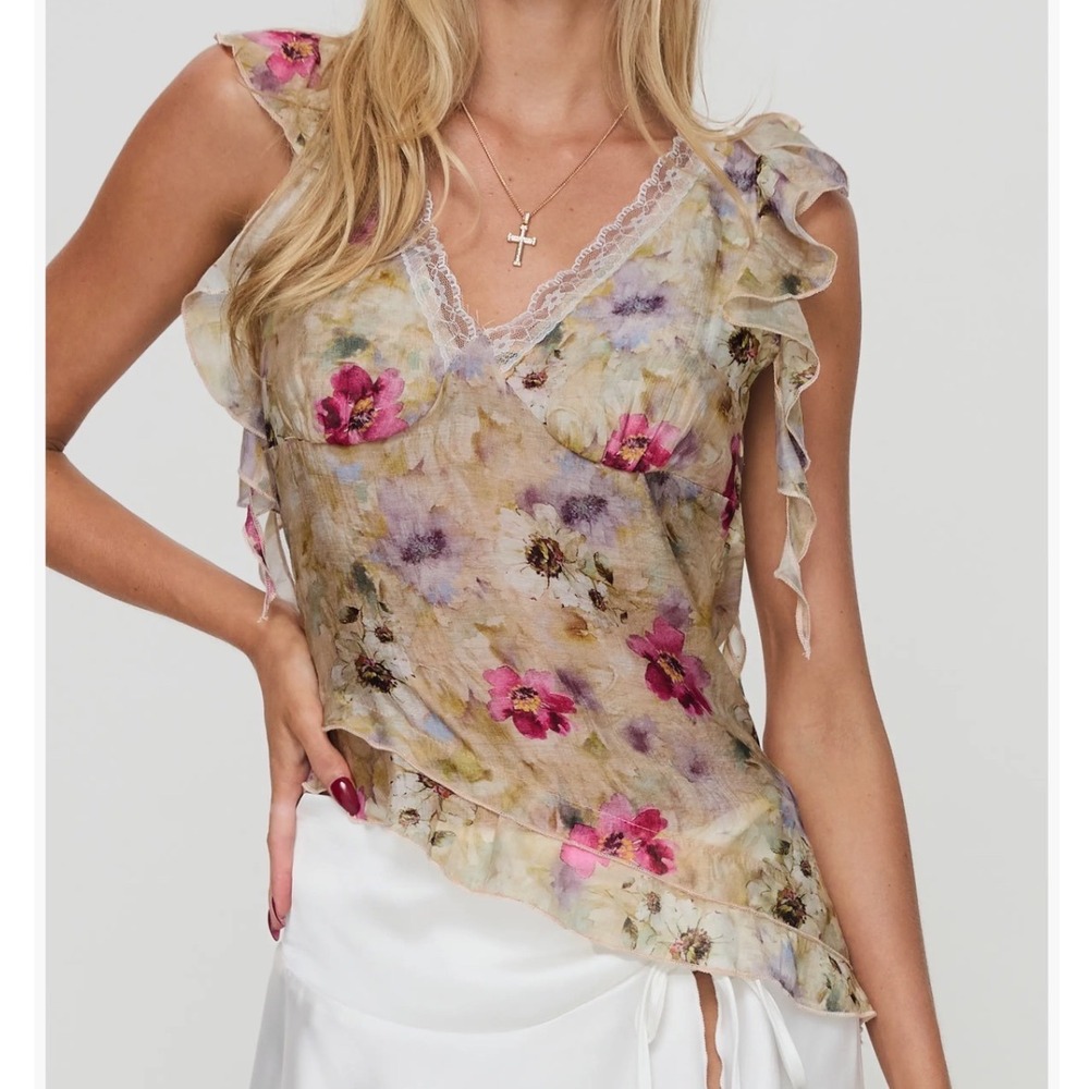 Princess Polly Y2K Lucatsa Floral Lace Trim Asymmetrical Ruffle V-Neck Top US 8